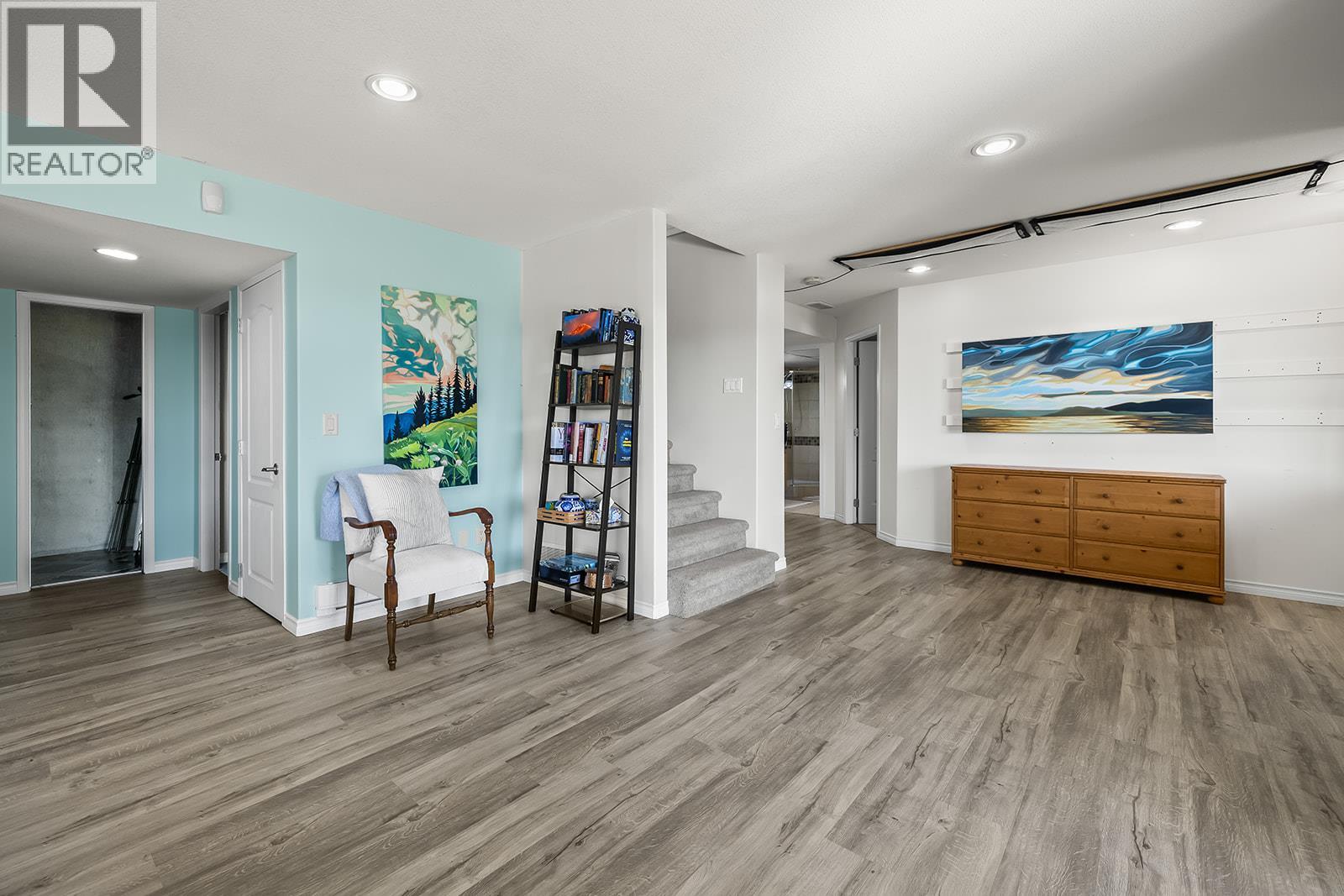  2031 Rosealee Lane, West Kelowna