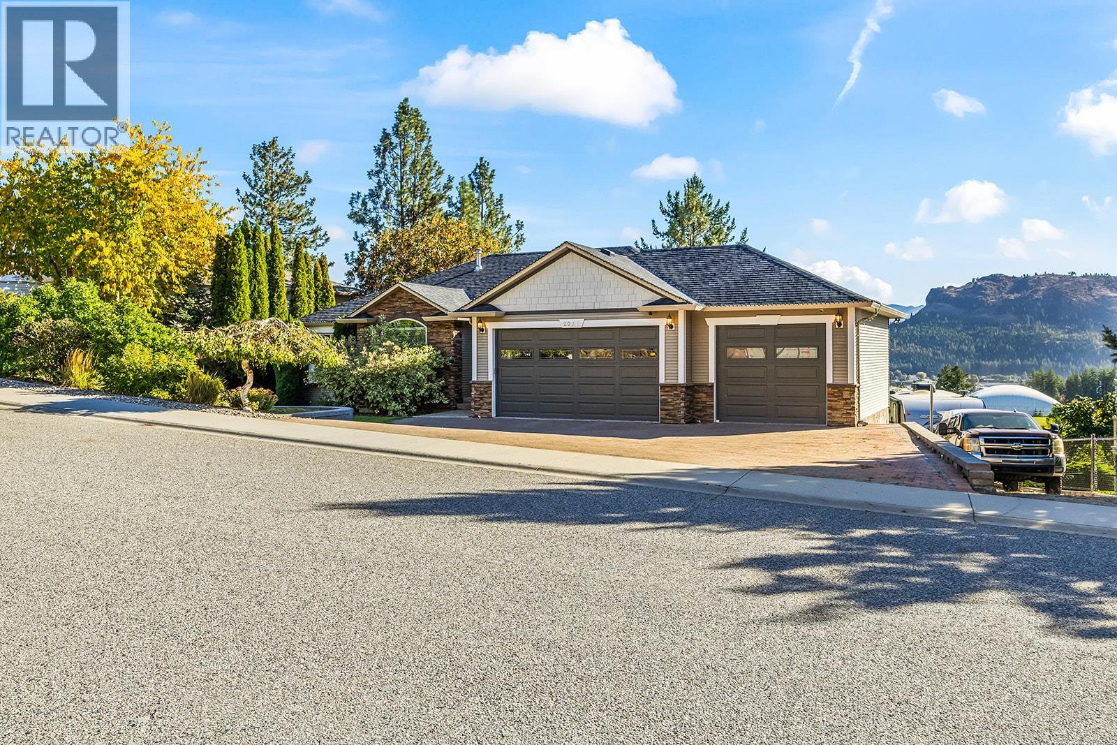  2031 Rosealee Lane, West Kelowna