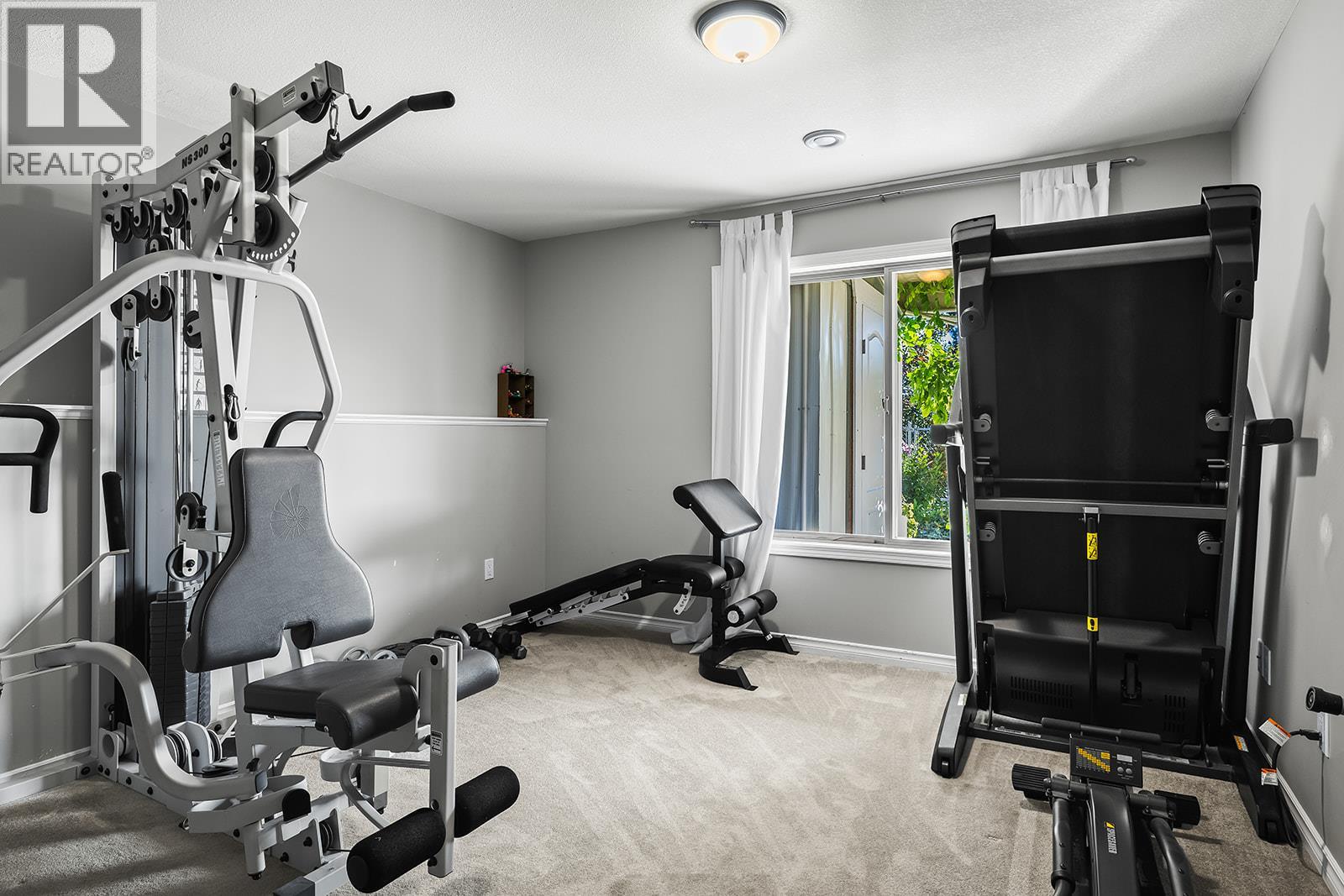  2031 Rosealee Lane, West Kelowna