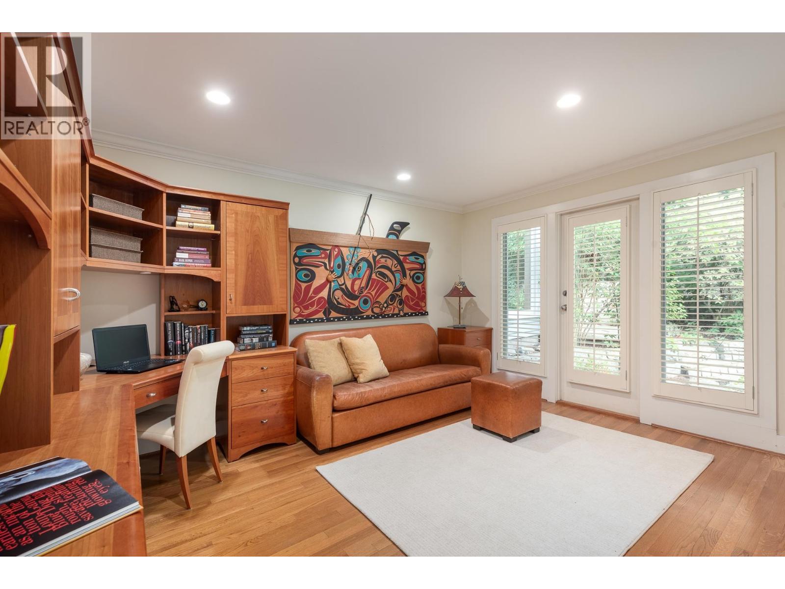 4708 DOGWOOD LANE, West Vancouver