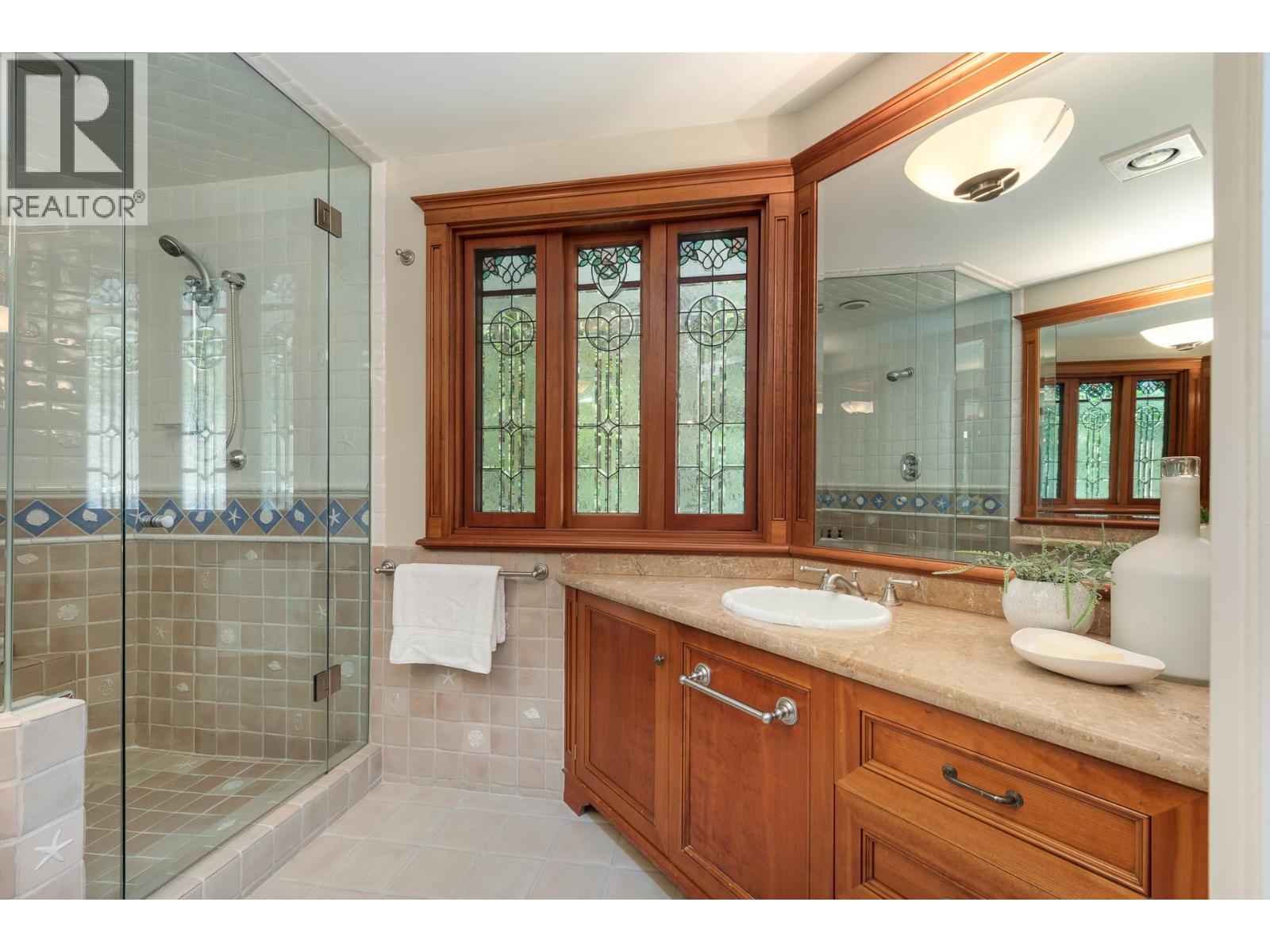 4708 DOGWOOD LANE, West Vancouver