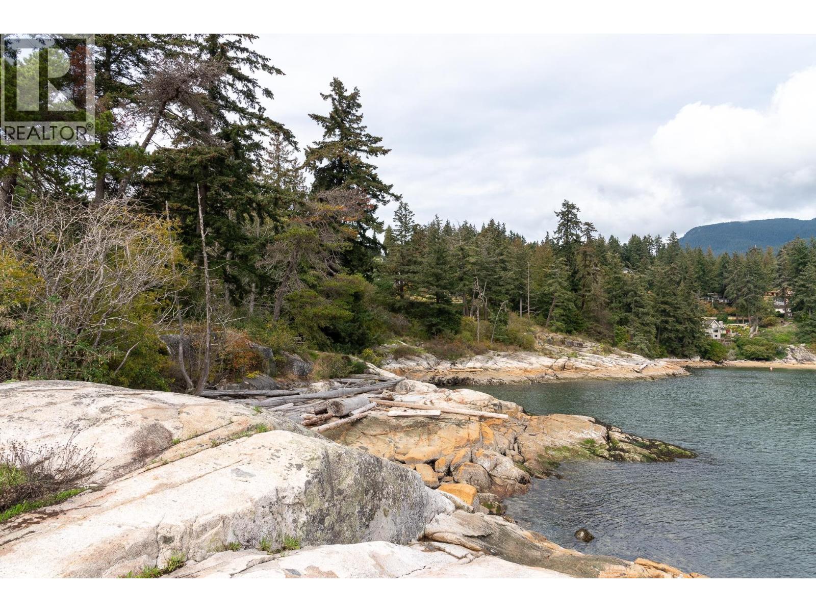 4708 DOGWOOD LANE, West Vancouver