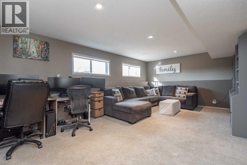 1 Pine Crescent, Blackfalds