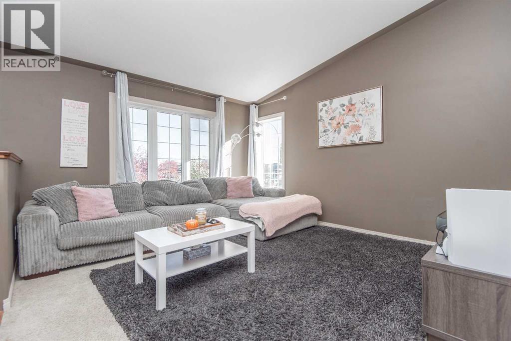 1 Pine Crescent, Blackfalds