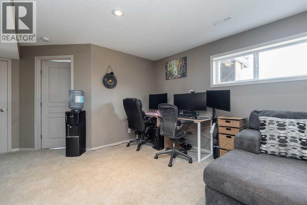 1 Pine Crescent, Blackfalds