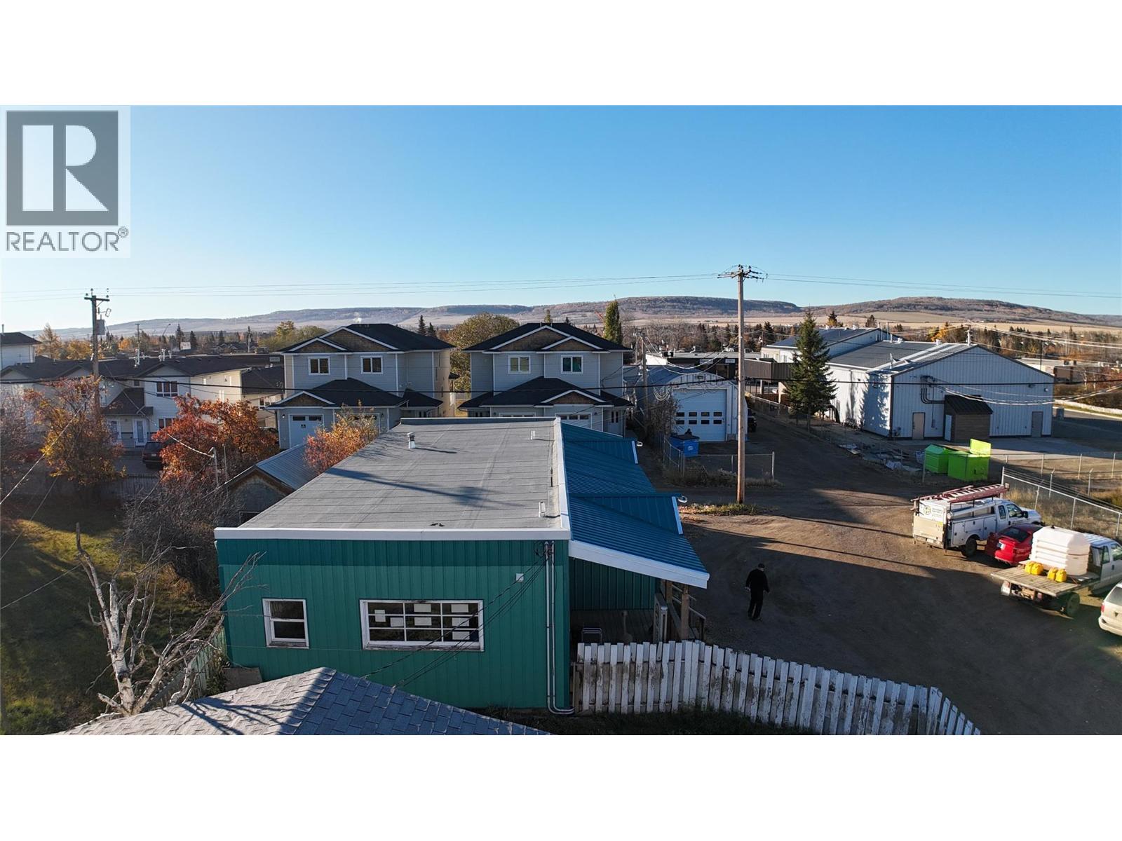 1433/1437 101 Avenue, Dawson Creek