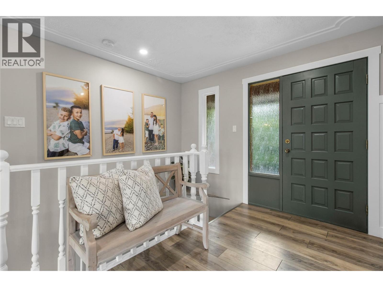 2484 Sunrise Boulevard, Blind Bay