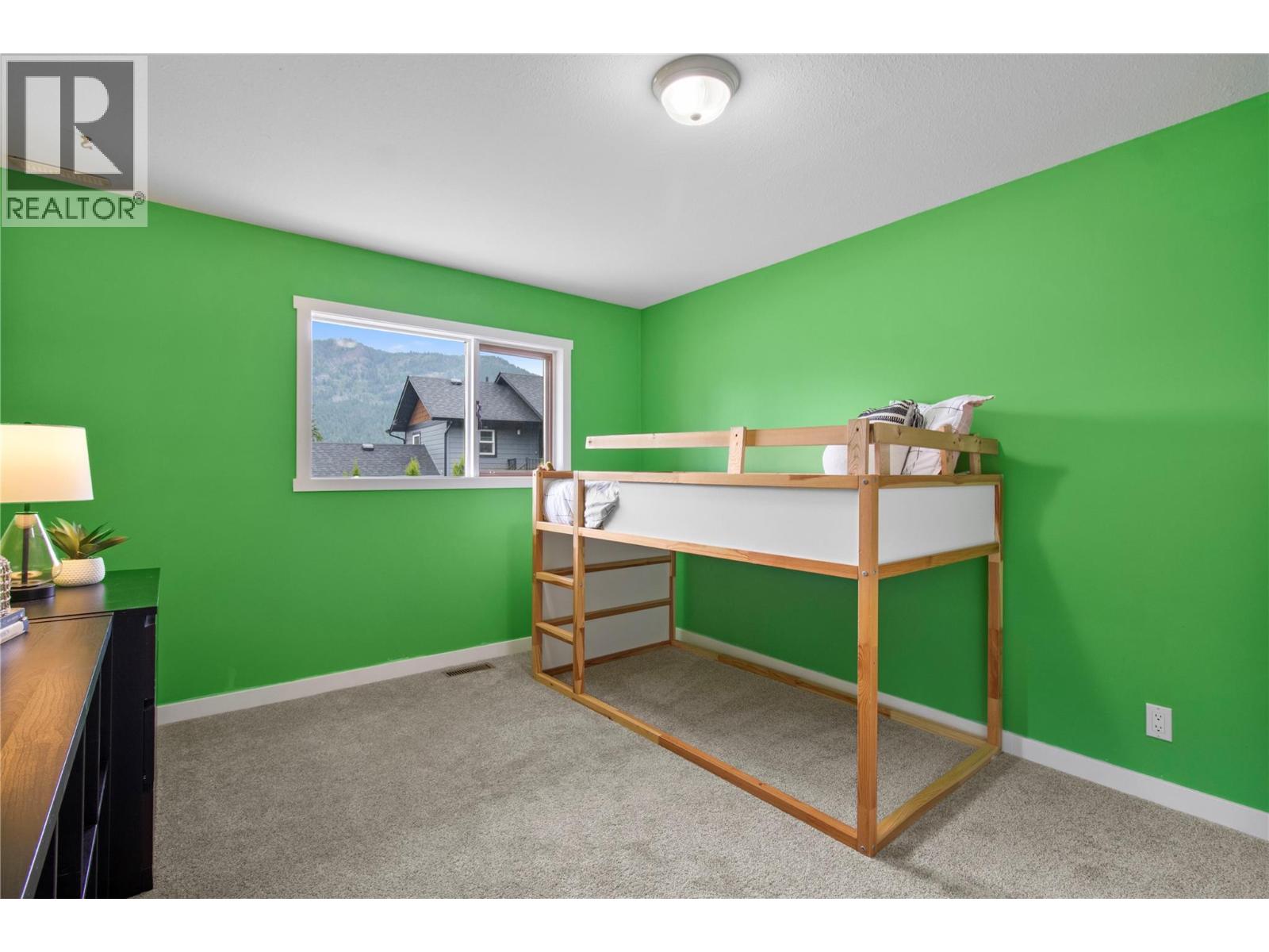 2484 Sunrise Boulevard, Blind Bay