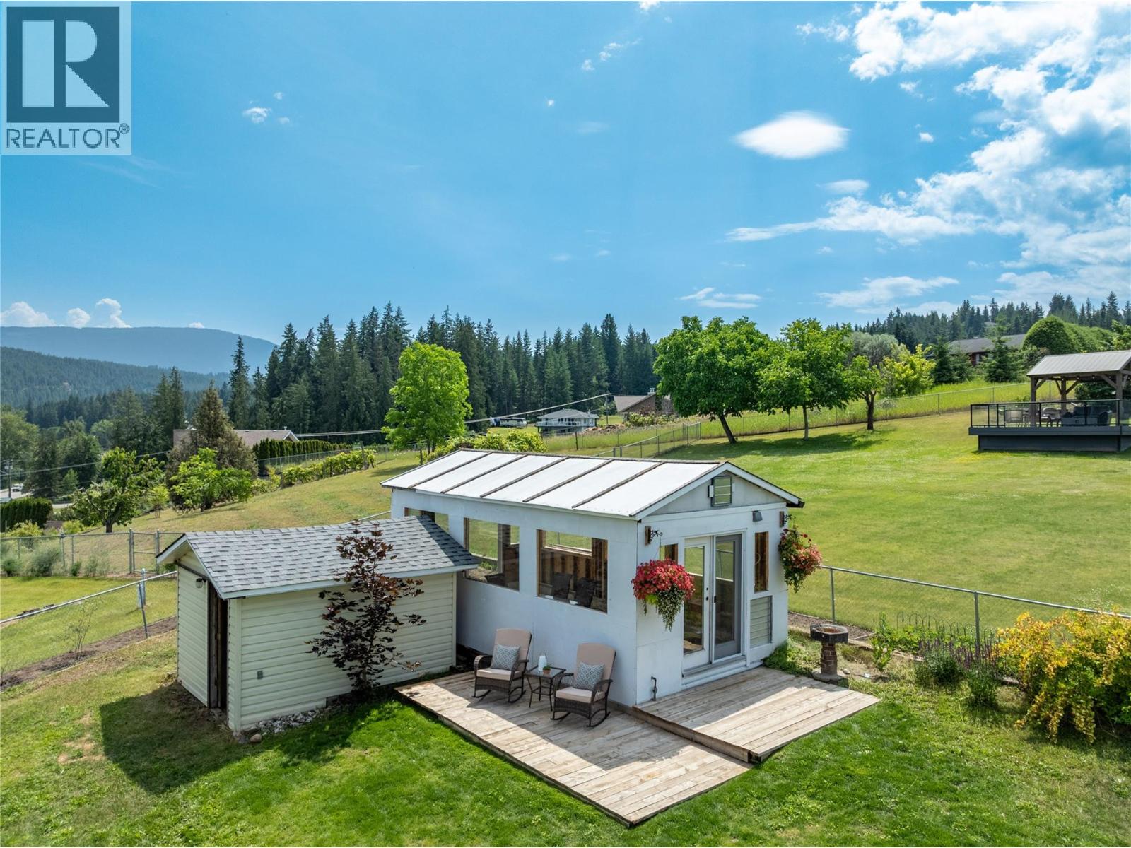 2484 Sunrise Boulevard, Blind Bay