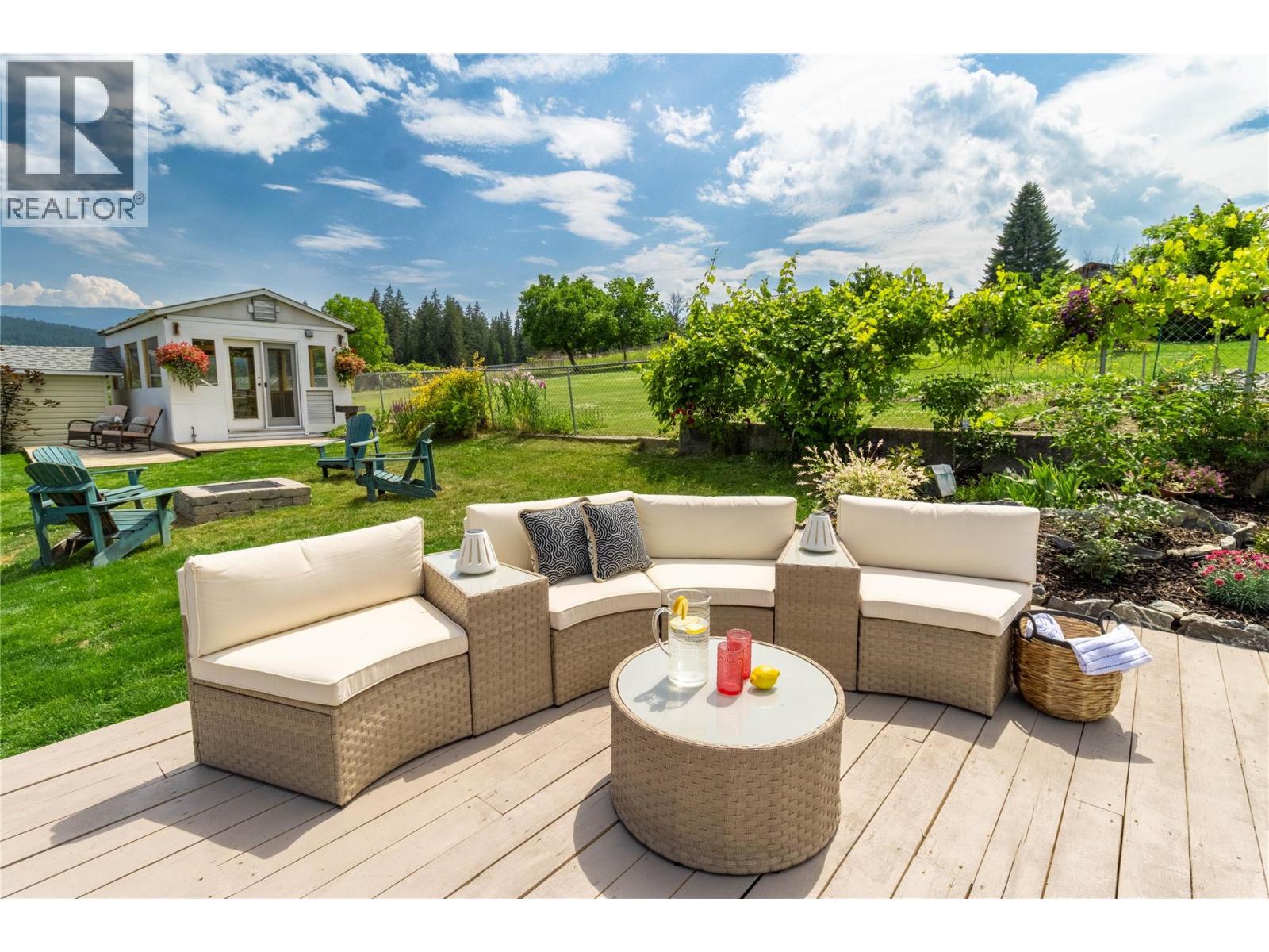 2484 Sunrise Boulevard, Blind Bay