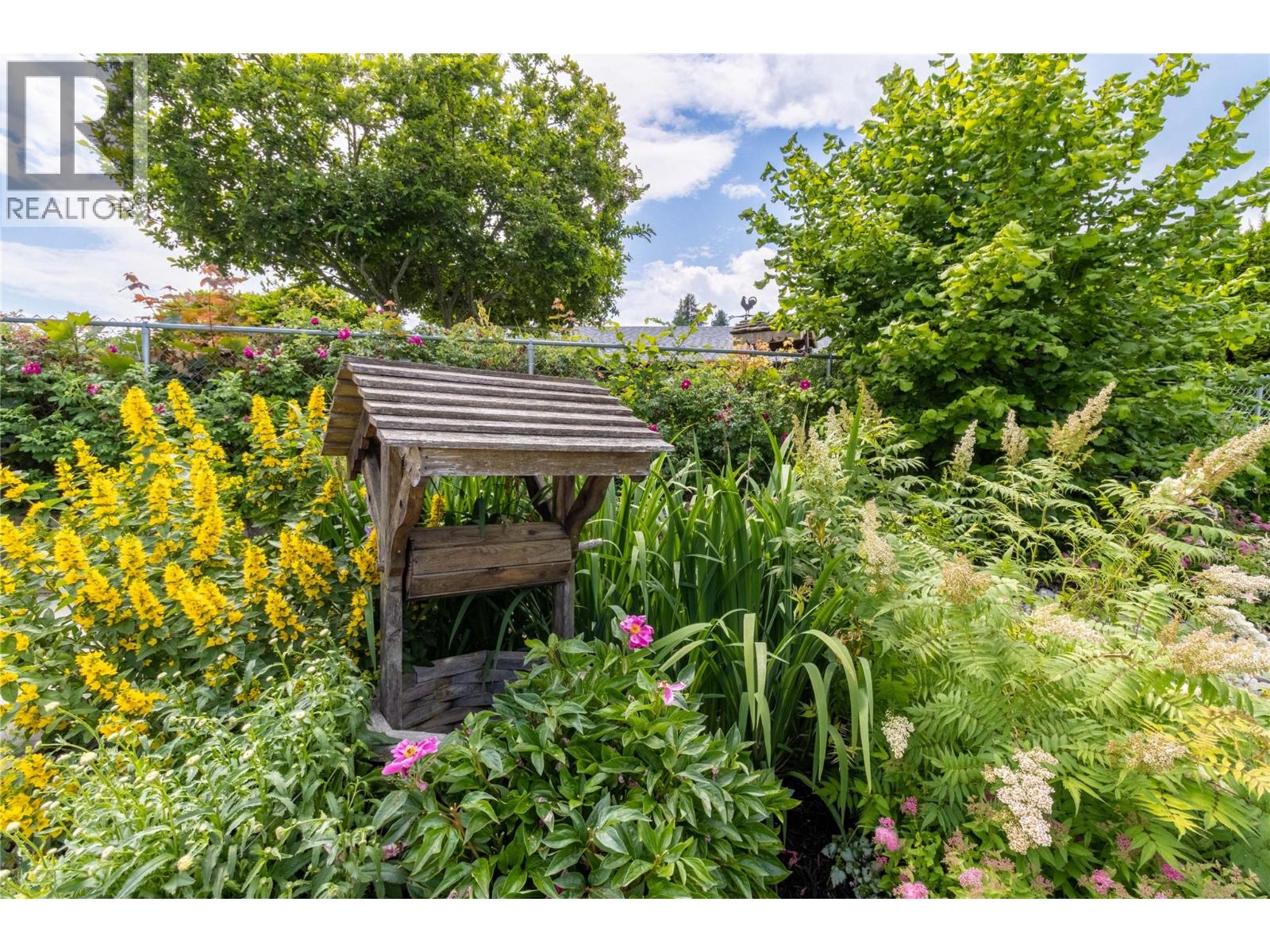 2484 Sunrise Boulevard, Blind Bay