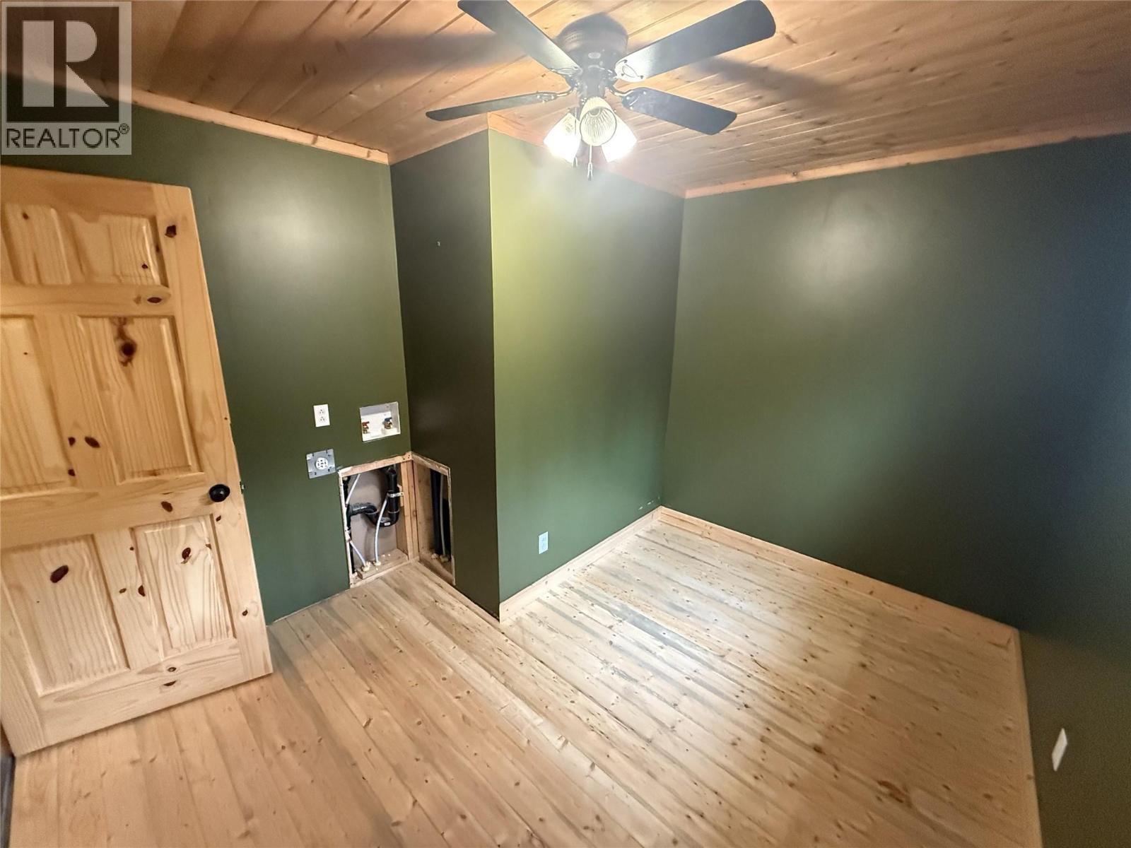 6750 Moberly Lake Road S, Moberly Lake