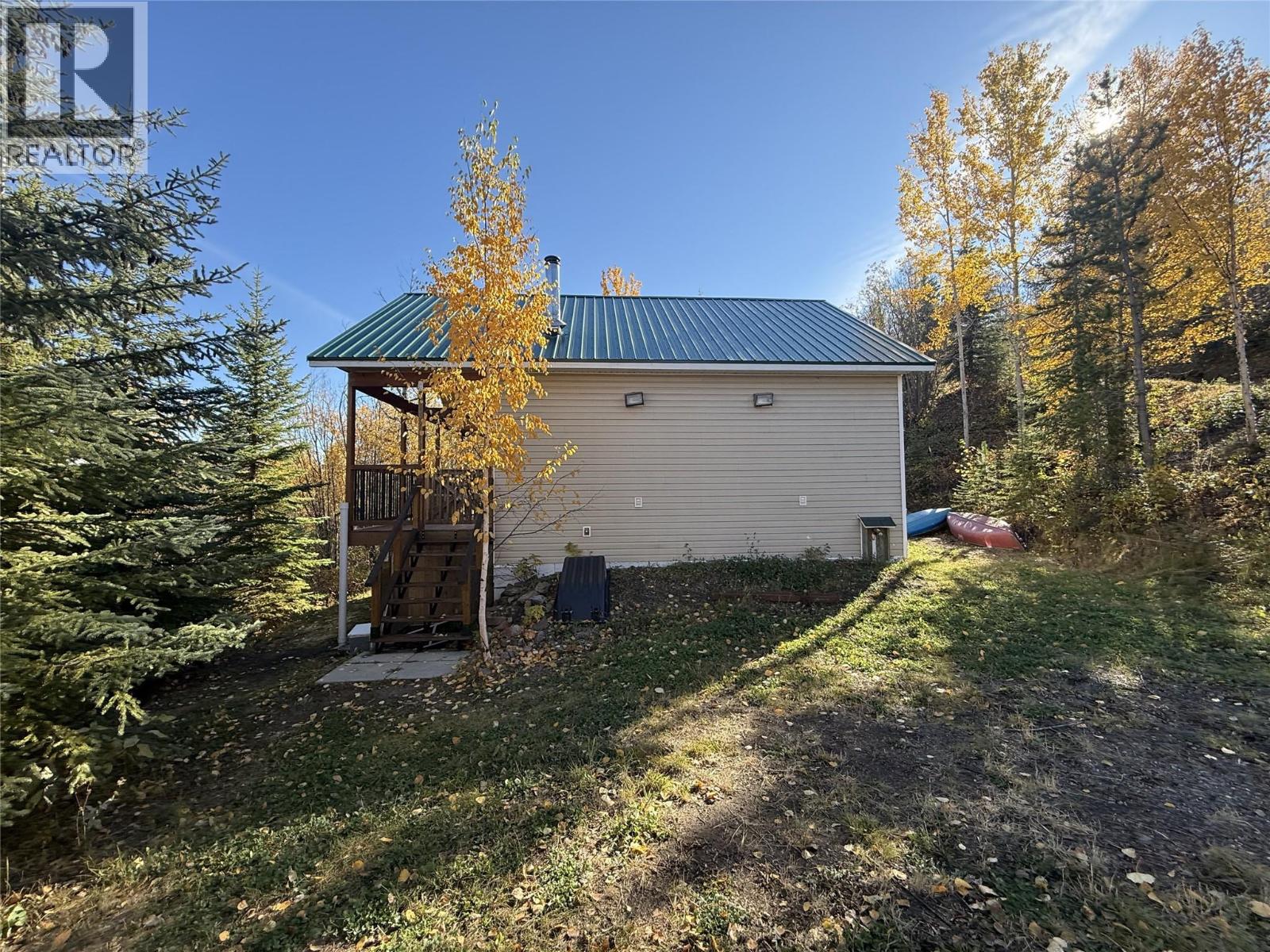 6750 Moberly Lake Road S, Moberly Lake