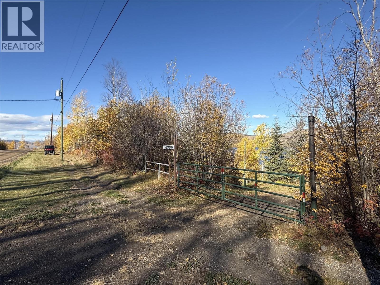 6750 Moberly Lake Road S, Moberly Lake