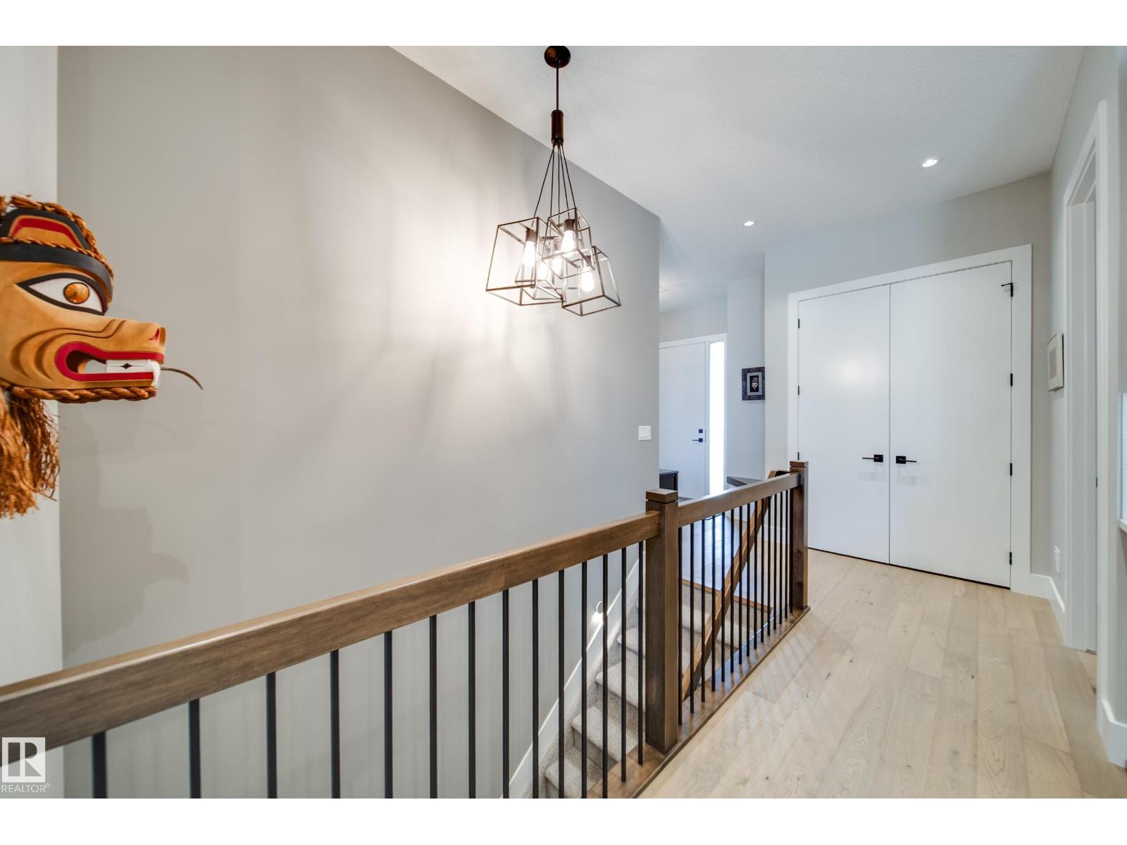 4605 KNIGHT PT SW, Edmonton