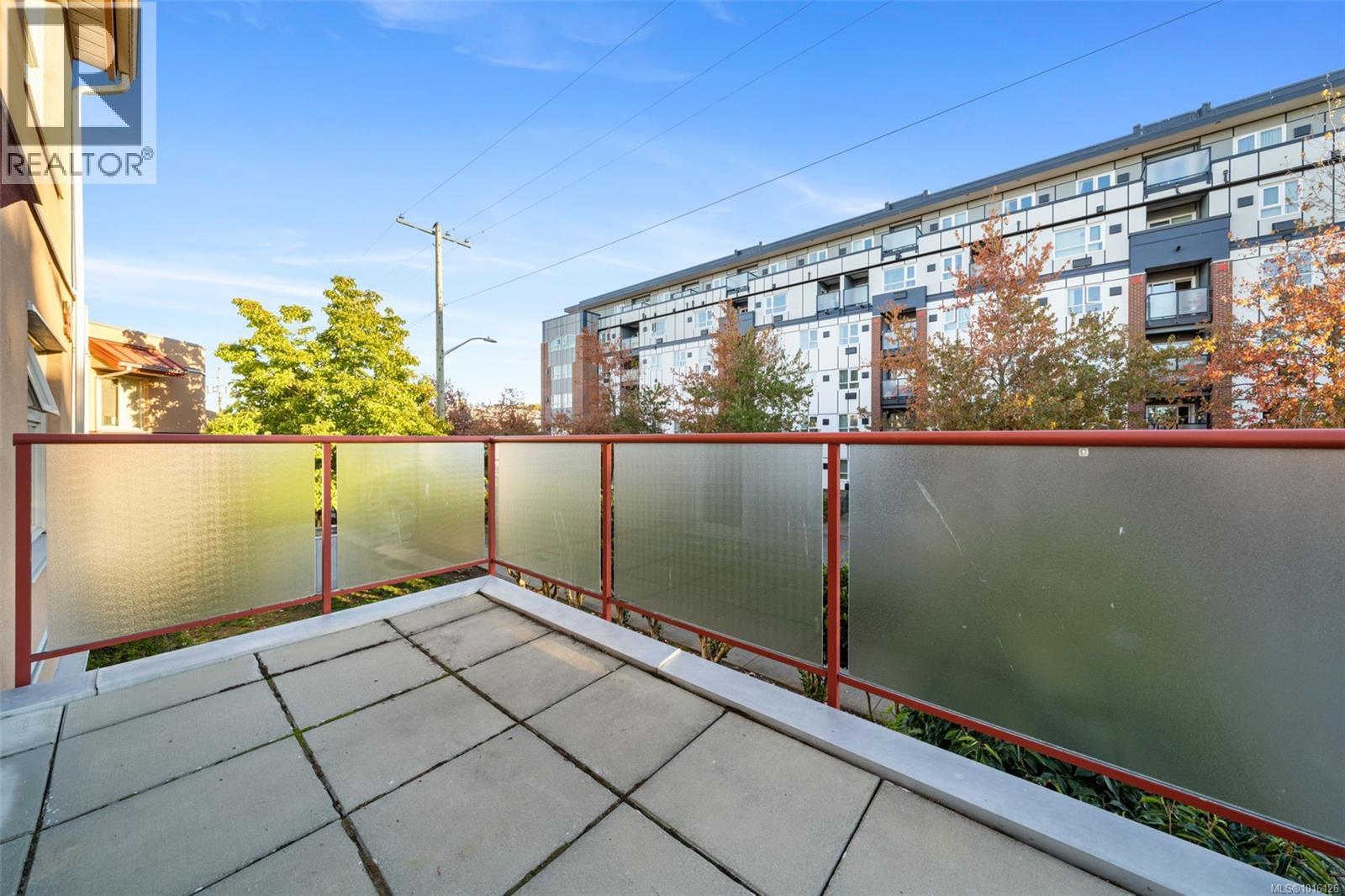 207 930 North Park Street, Victoria