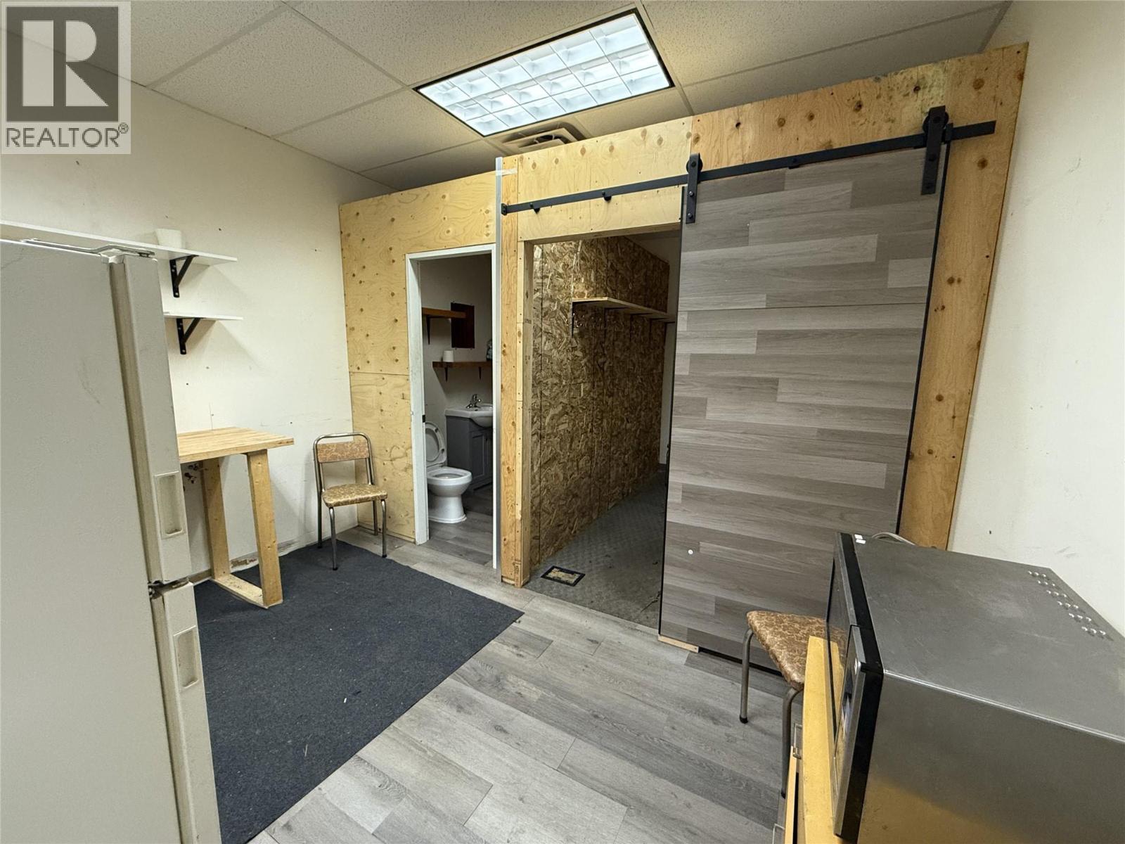  706 INDUSTRIAL #3 Road, Cranbrook