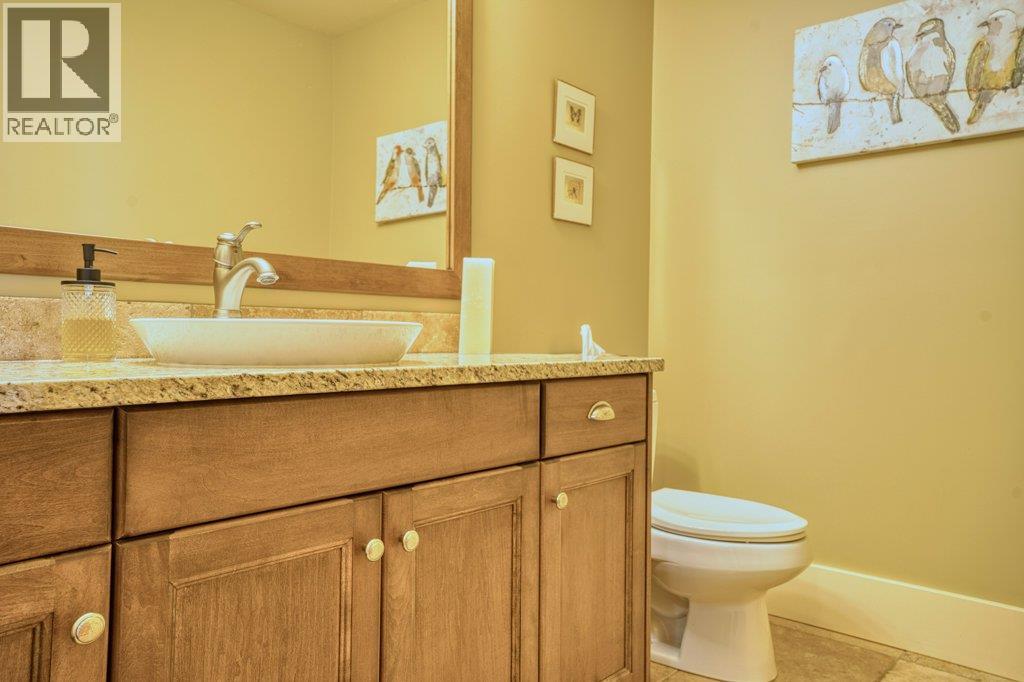207 14419 Downton Avenue, Summerland