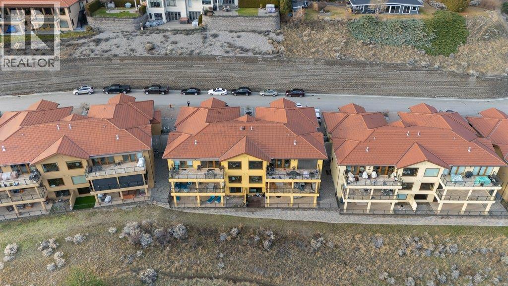 207 14419 Downton Avenue, Summerland