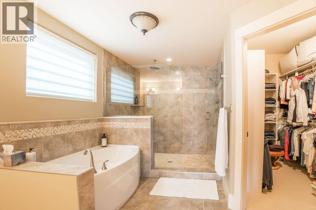 207 14419 Downton Avenue, Summerland