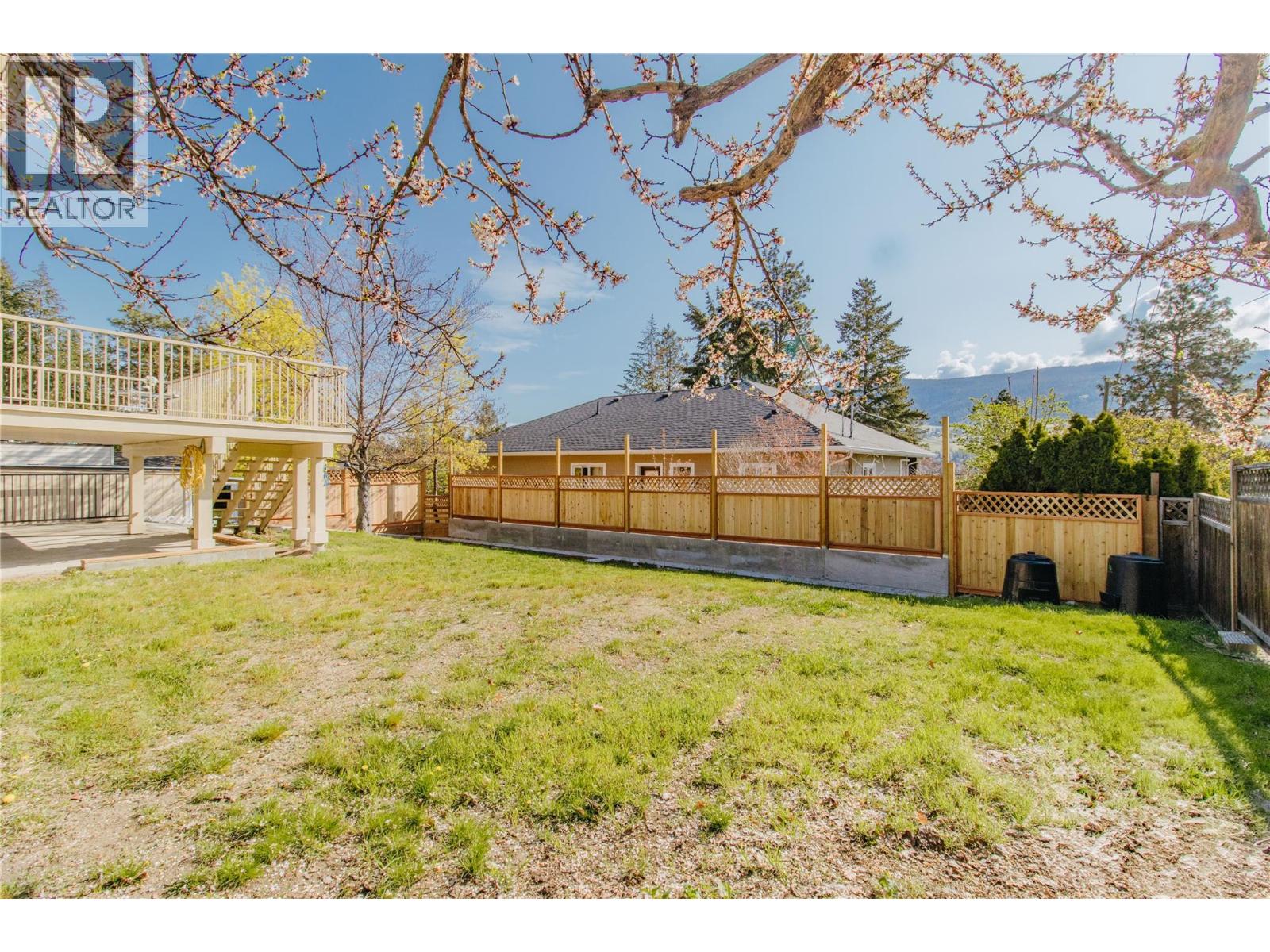  11885 Middleton Road, Lake Country