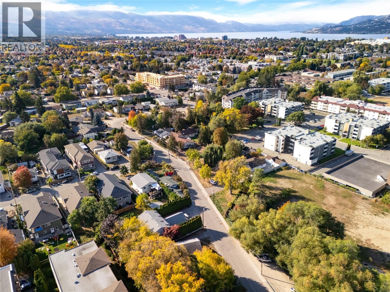  1923 Lindahl Street, Kelowna