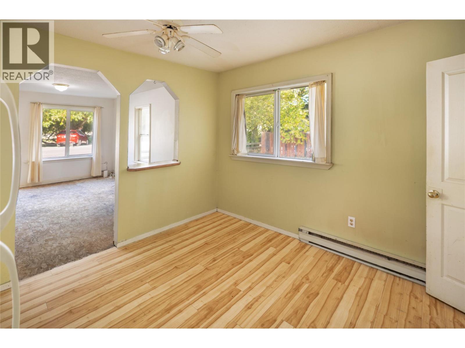 1923 Lindahl Street, Kelowna