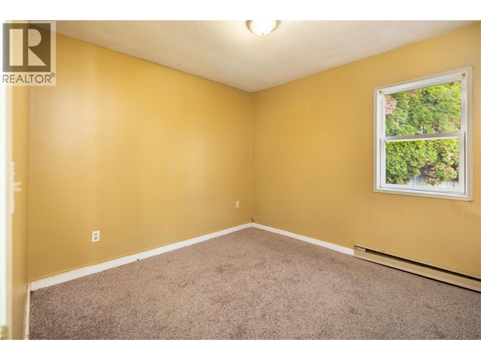  1923 Lindahl Street, Kelowna