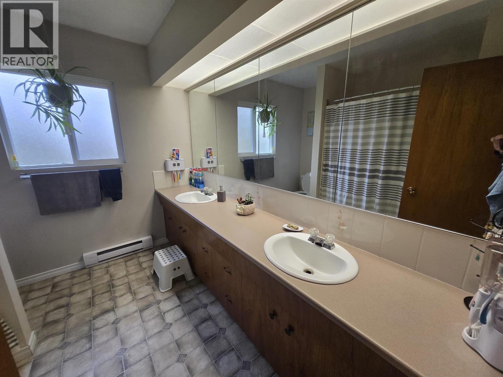 1361 OAK AVENUE, Quesnel