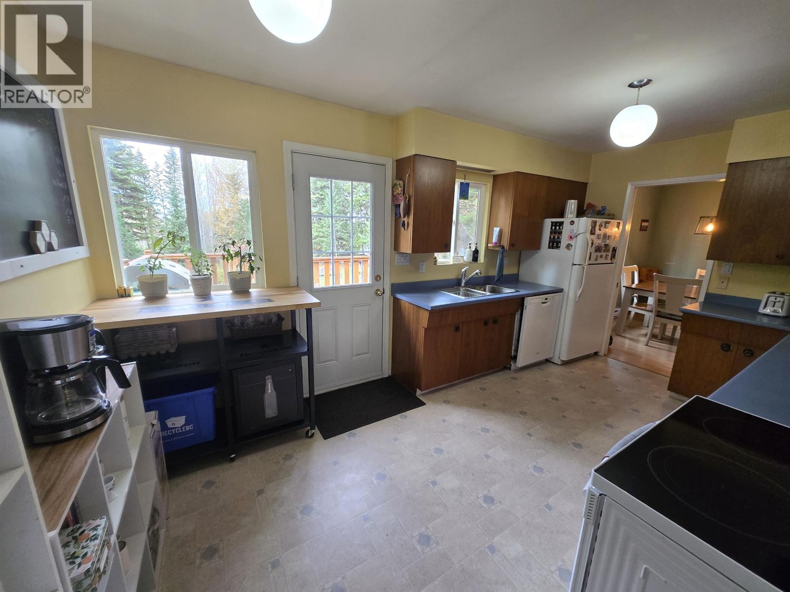 1361 OAK AVENUE, Quesnel