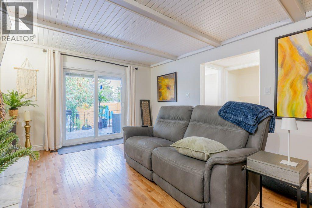 Single Family House 5 Level for Sale in   Street SE Connaught Medicine Hat 