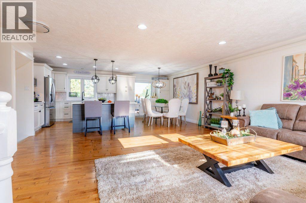 Single Family House 5 Level for Sale in   Street SE Connaught Medicine Hat 