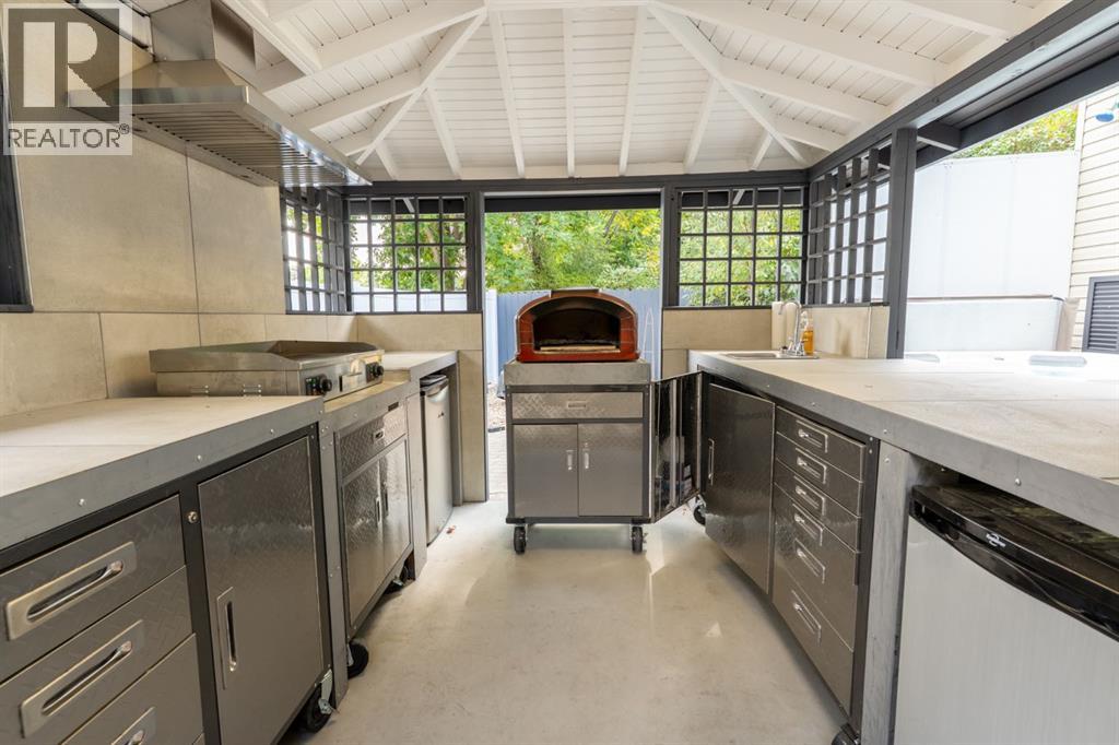 Single Family House 5 Level for Sale in   Street SE Connaught Medicine Hat 