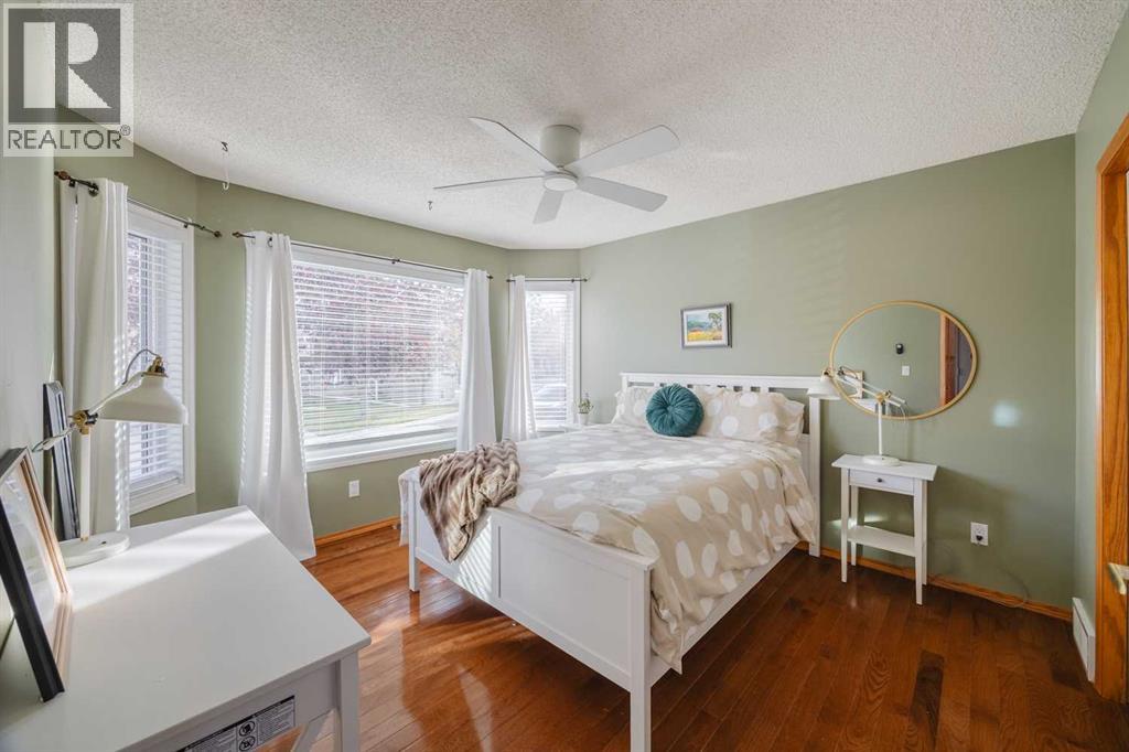 Single Family House Bungalow for Sale in  McKenzie Lake Gardens SE McKenzie Lake Calgary 