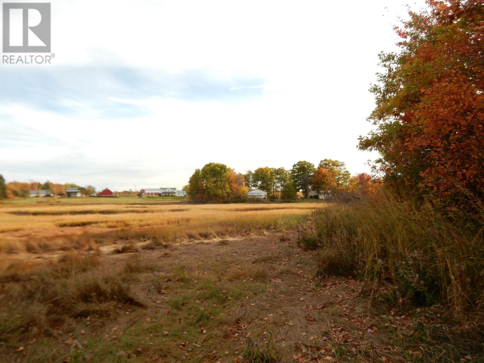 Property 22 of 32 of Highway 6