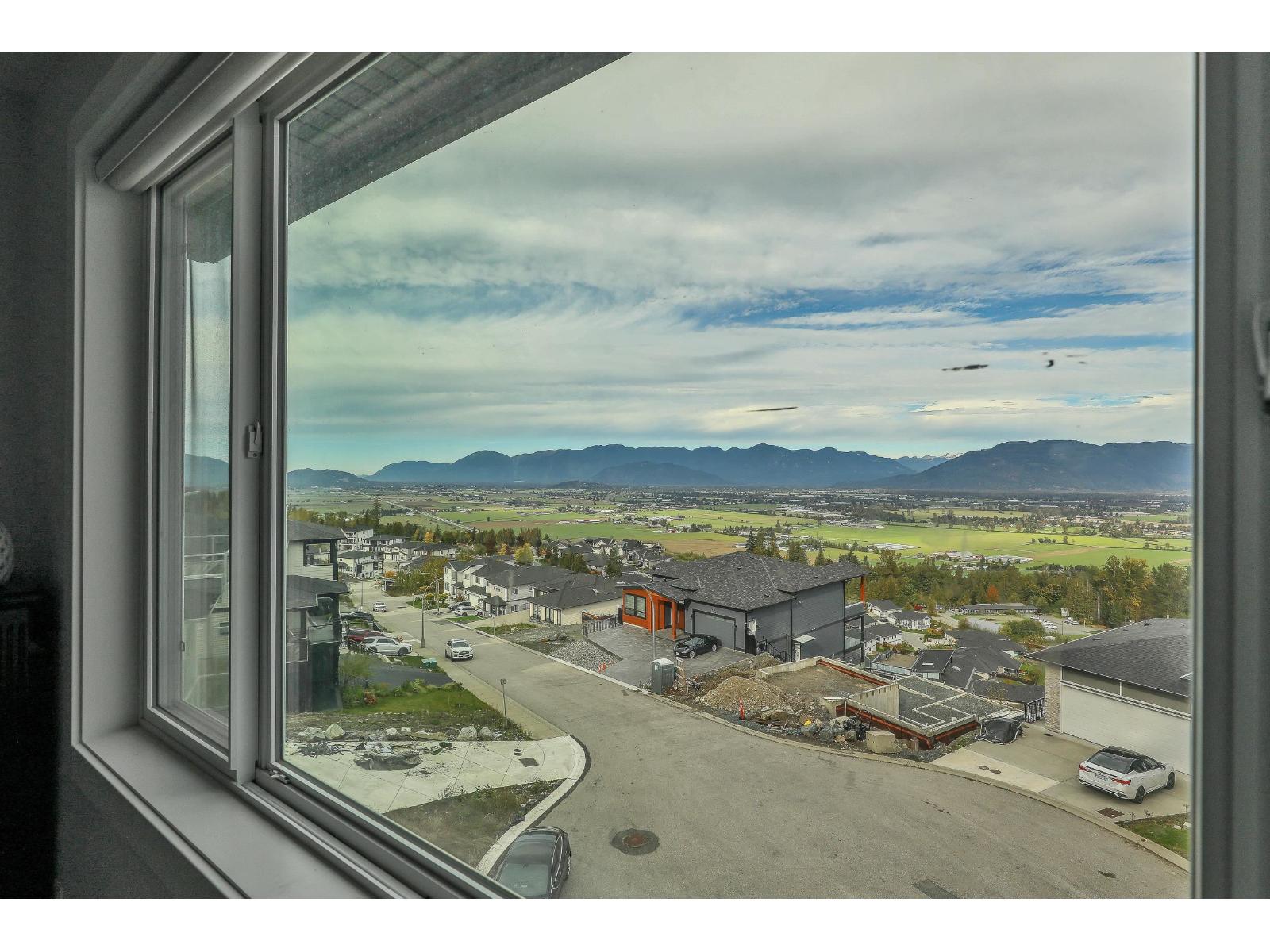 51144 FARMERS WAY, Eastern Hillsides, Chilliwack