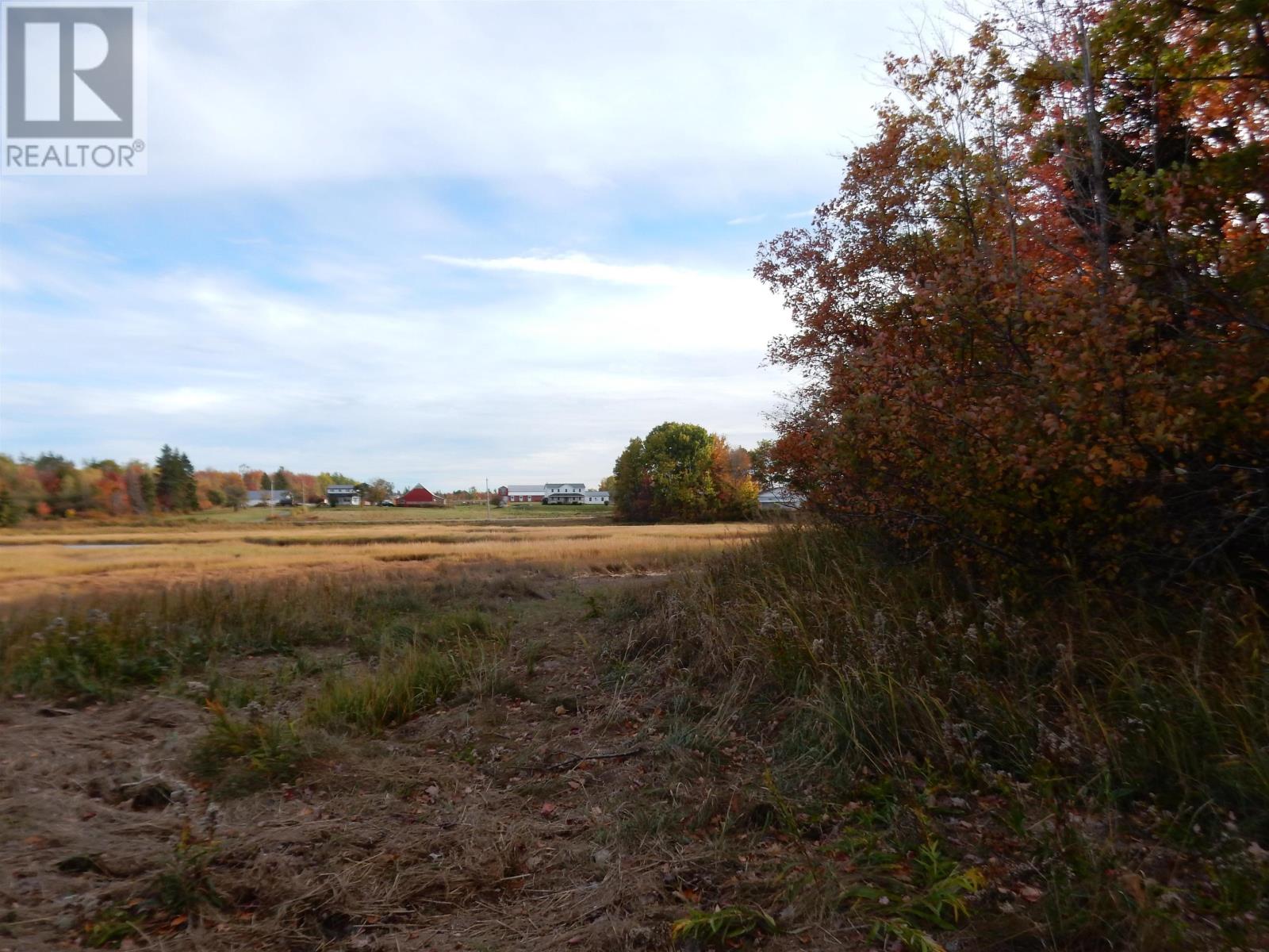 Property 21 of 32 of Highway 6