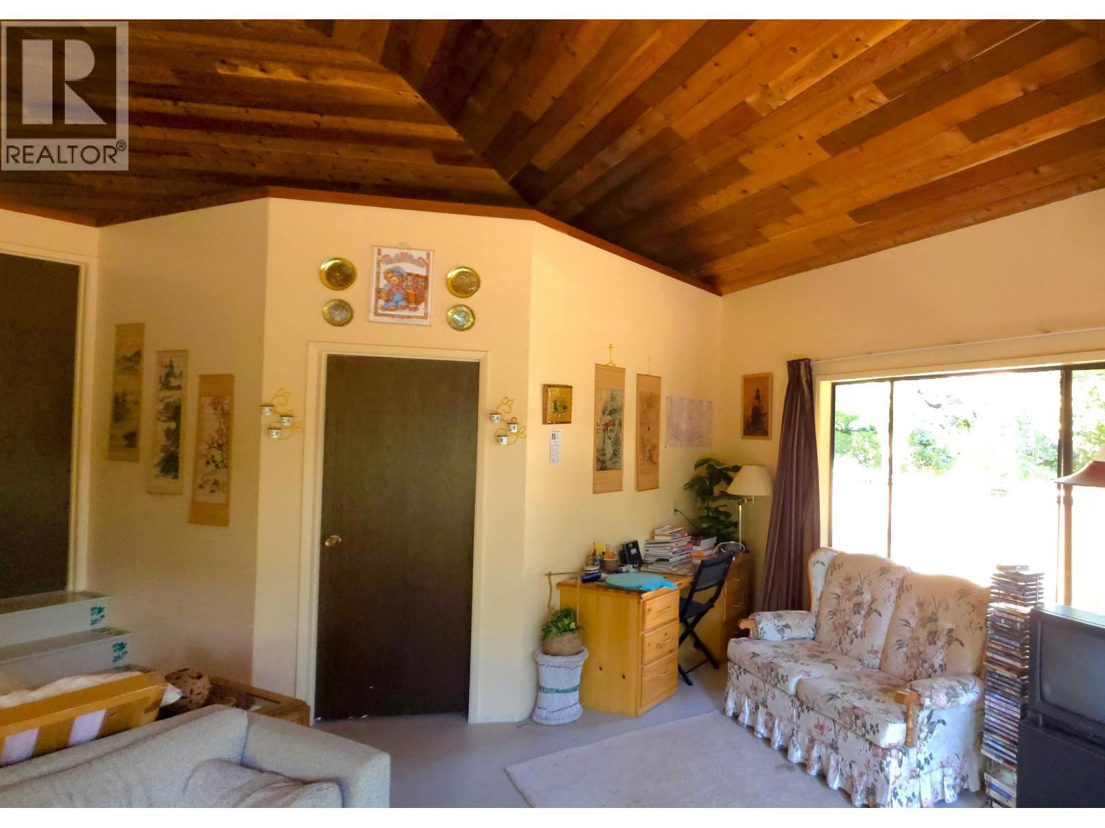 427 COLLINGWOOD ROAD, Keats Island