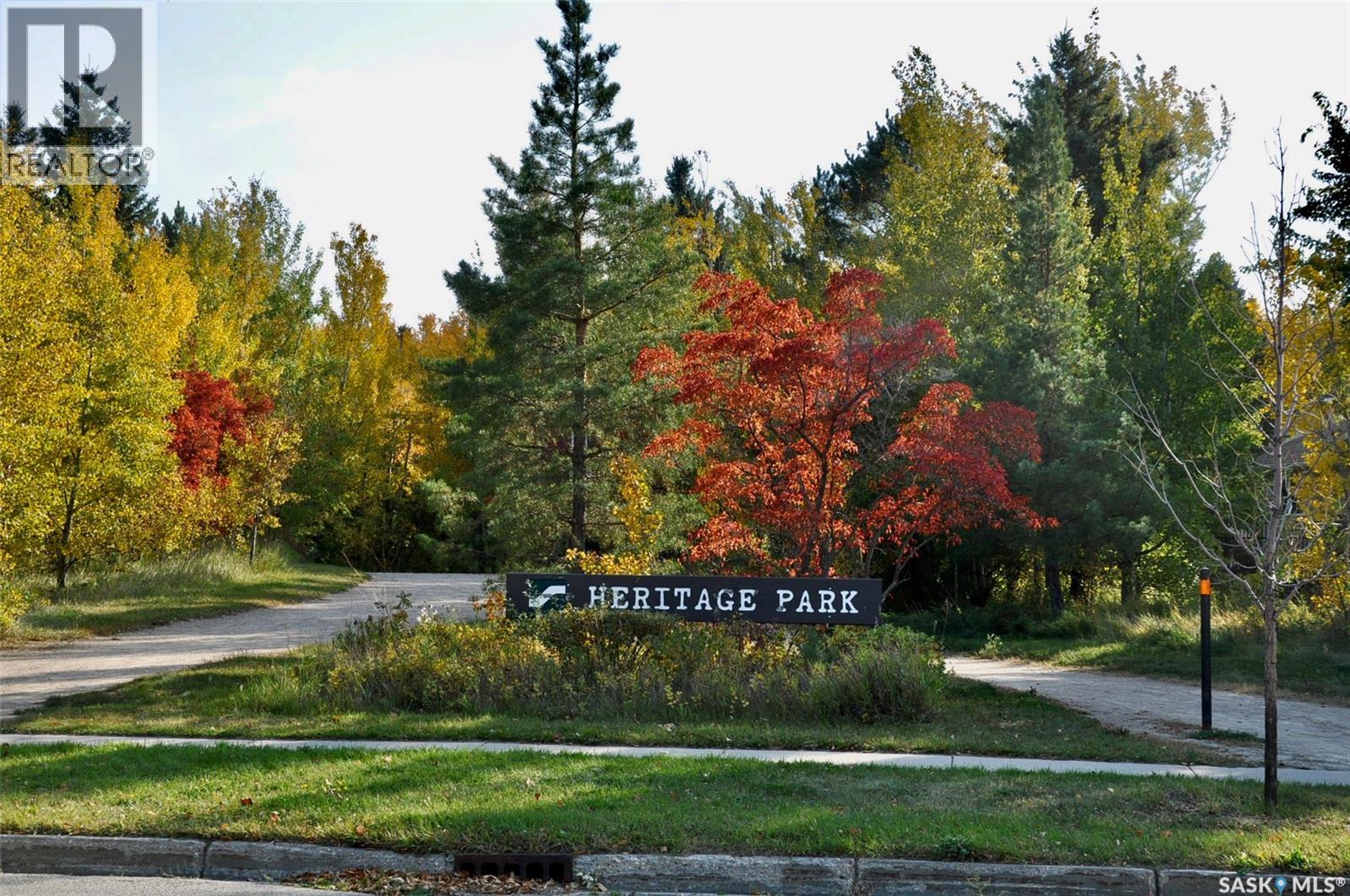 Single Family House 2 Level for Sale in   Heritage CRESCENT Saskatoon 