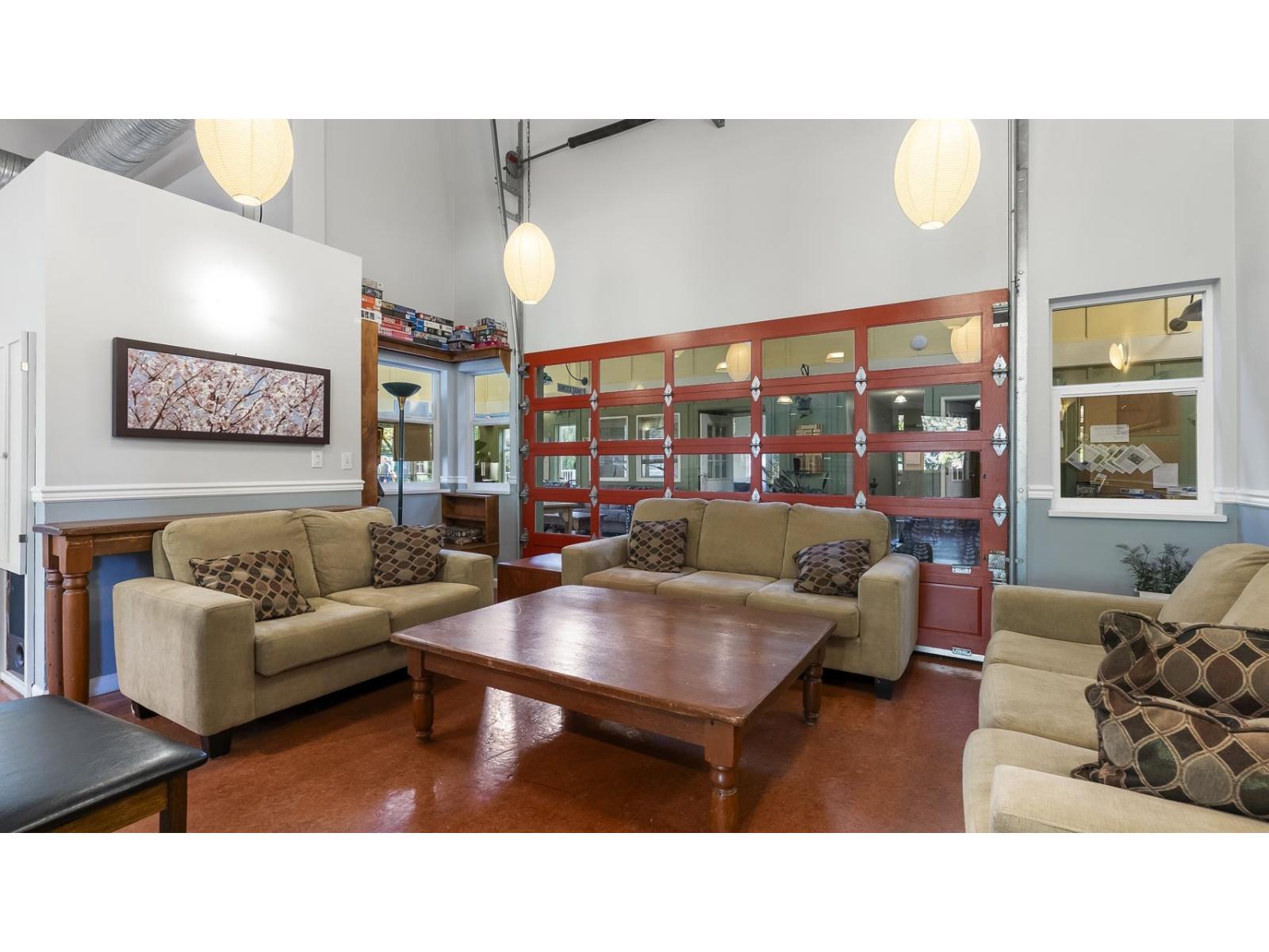 22 20543 96 AVENUE, Langley