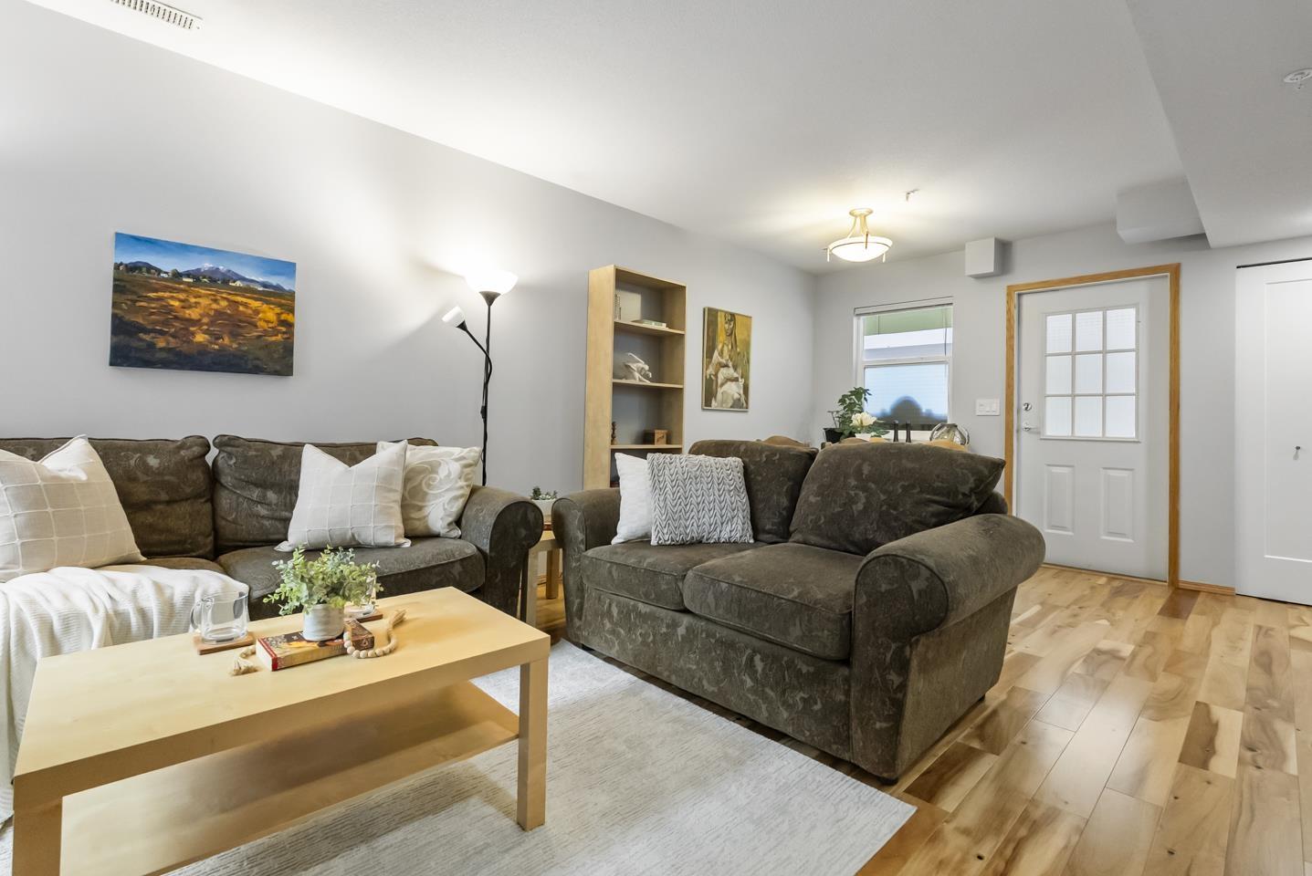 22 20543 96 AVENUE, Langley