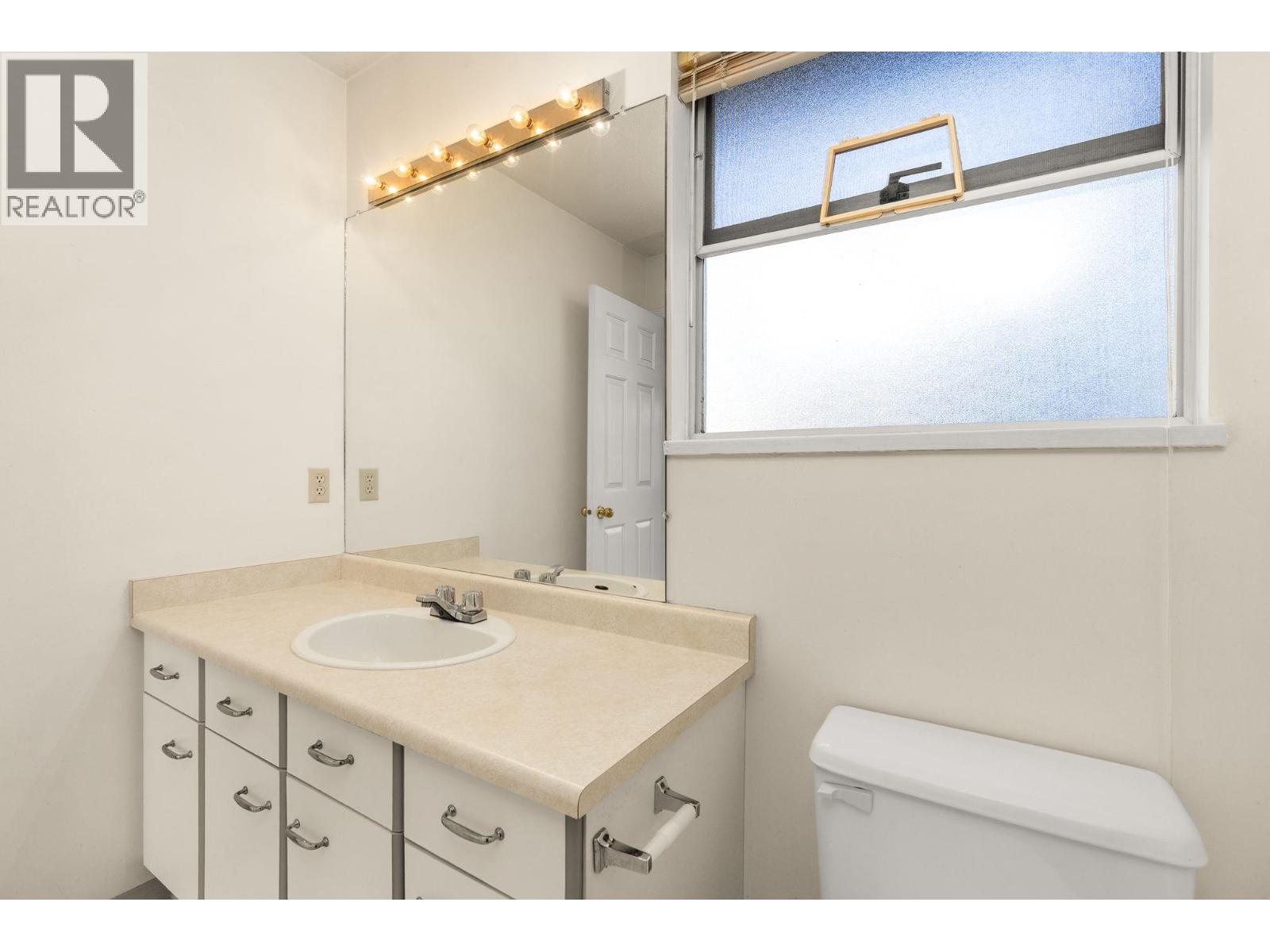 5 4890 48 AVENUE, Ladner