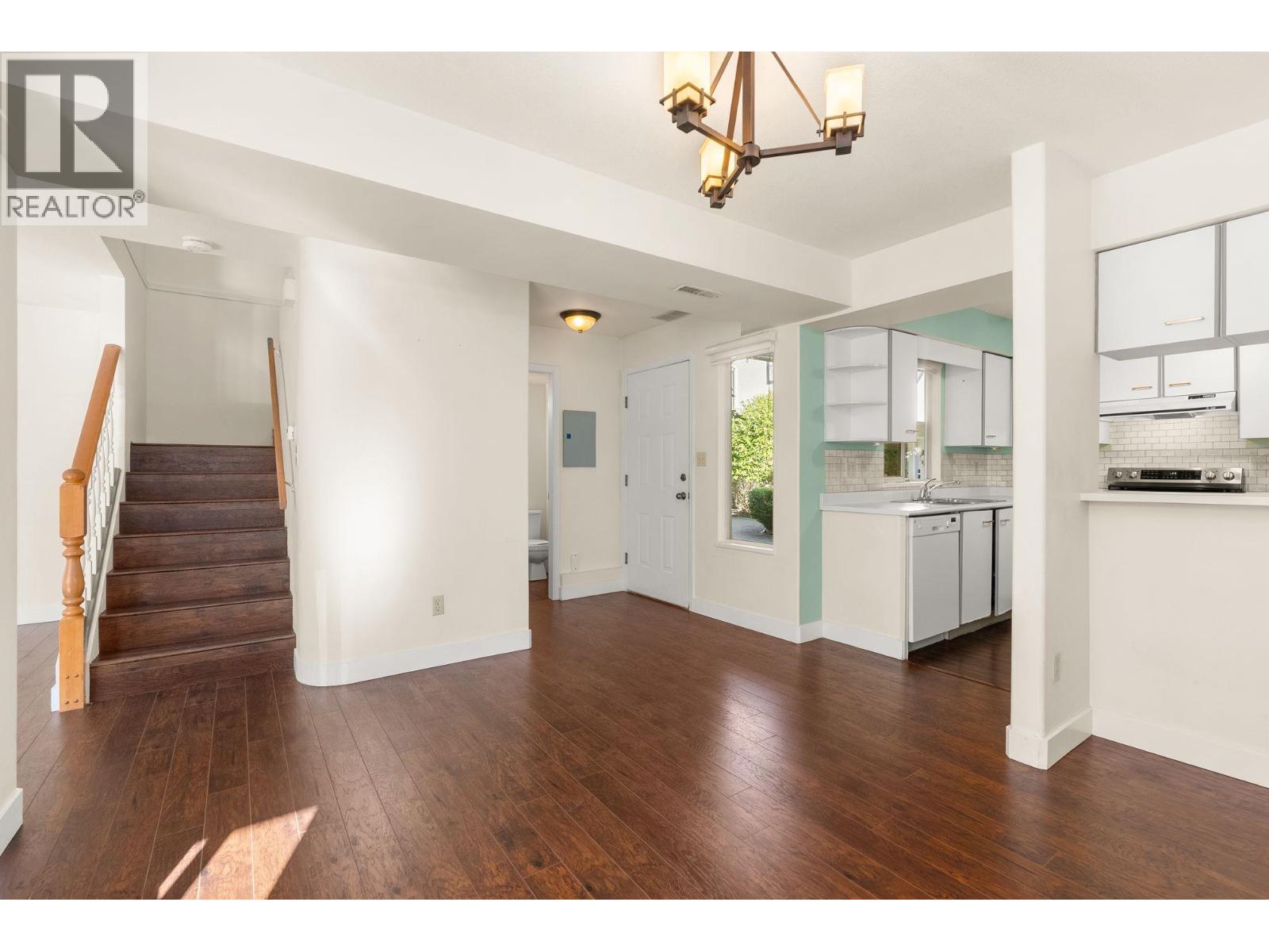 5 4890 48 AVENUE, Ladner