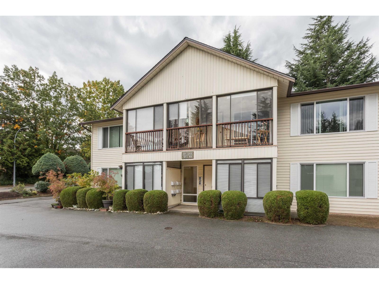 201 2853 BOURQUIN CRESCENT, ABBOTSFORD