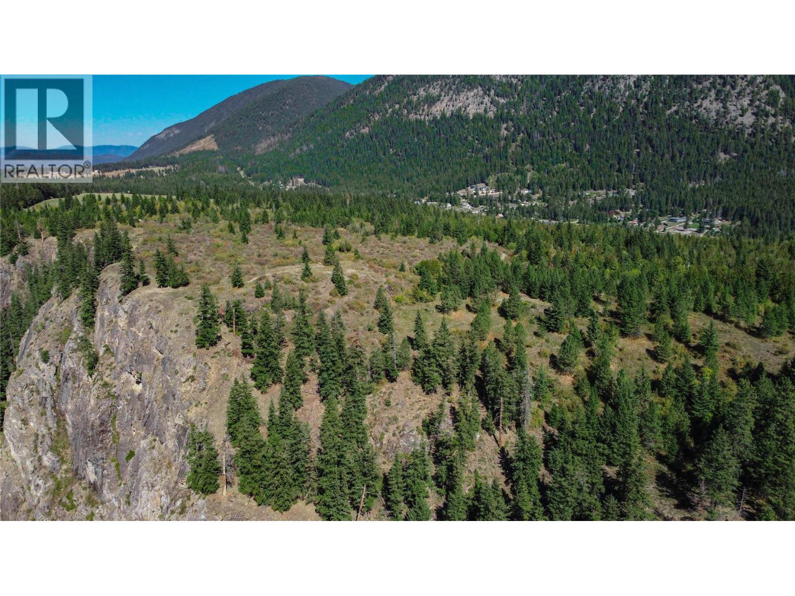 470 Sumac Road, Tappen