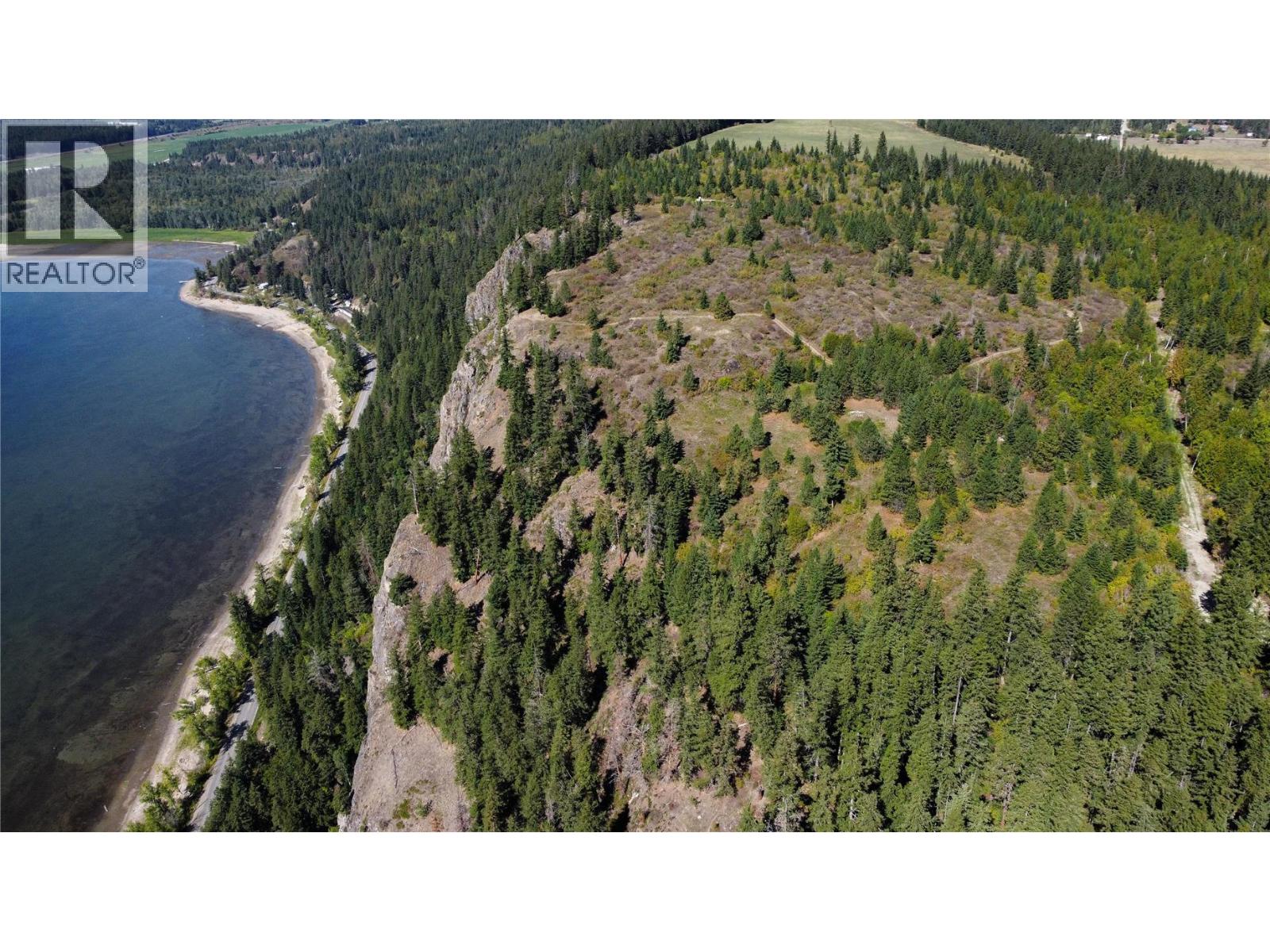 470 Sumac Road, Tappen