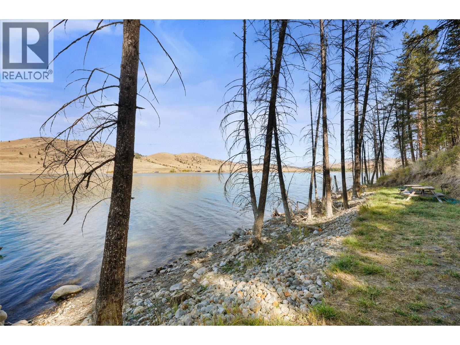 8605 OLD KAMLOOPS HIGHWAY - 27