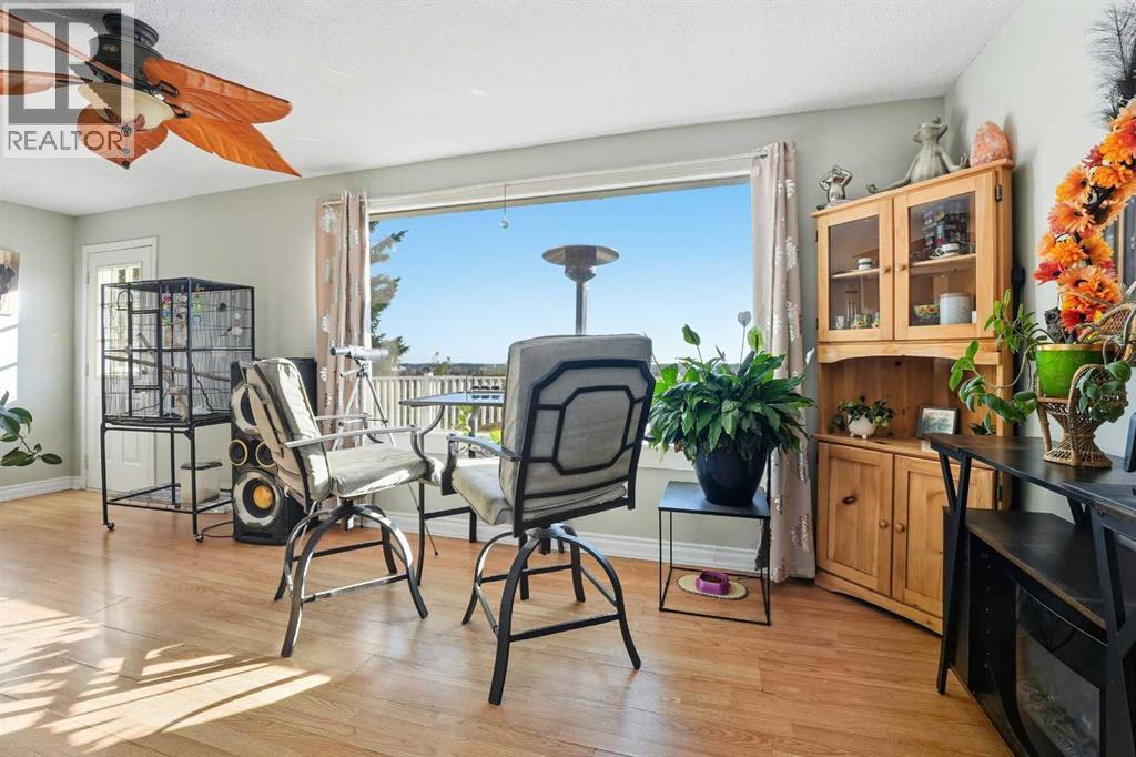 4 Howarth Close, Red Deer