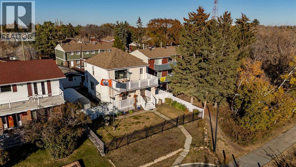 4 Howarth Close, Red Deer