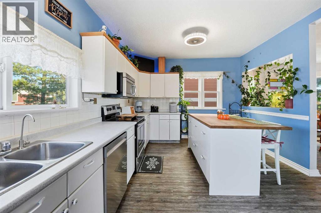 4 Howarth Close, Red Deer
